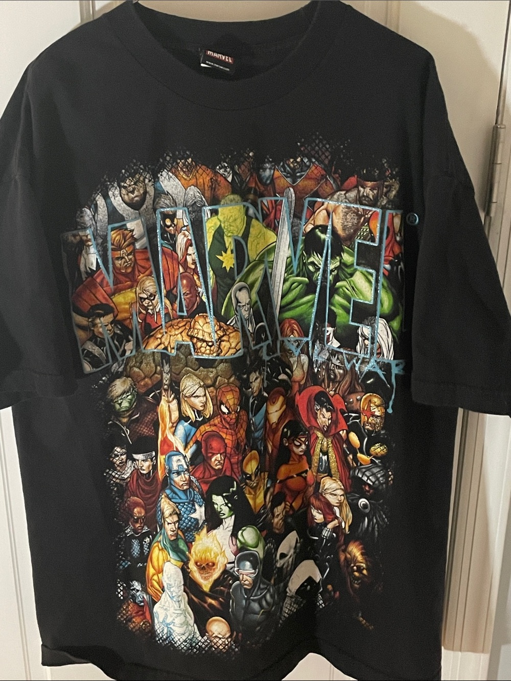 Marvel Black Short Sleeve Tee with Multicolor Character Collage Size XL